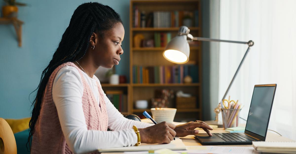 Cursos gratuitos para aprendizado flexível e contínuo